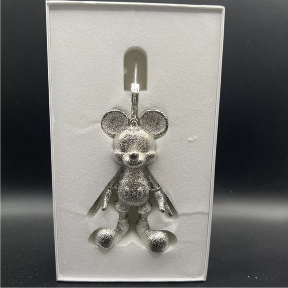 Disney X Baublebar 3D  Mickey Mouse  Metallic Silver  Keychain Bag Charm - Picture 7 of 12
